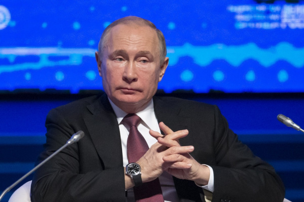 Руският президент Владимир Путин внесе пакет от изменения на конституцията