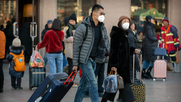 Коронавирусът в Китай е между 200 и 500 пъти по заразен