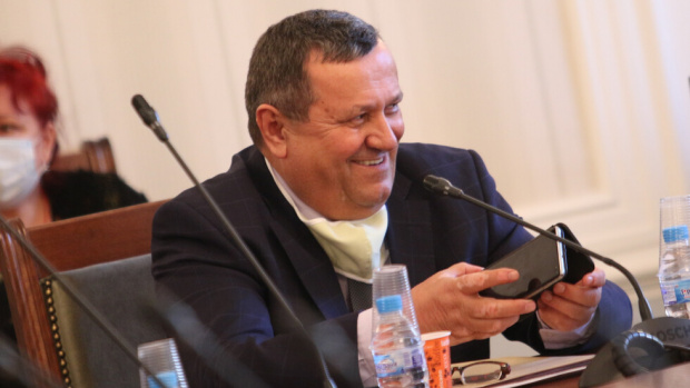 Депутатът от ДПС д р Хасан Адемов бe изписан от Военномедицинска