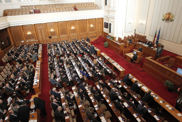 Народното събрание ще заседава извънредно в петък за да обсъди