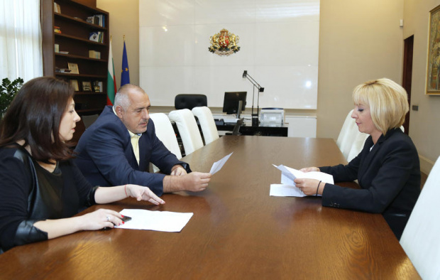 Борисов да поиска вот на доверие от гражданите което означава