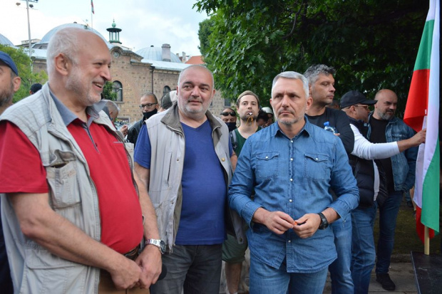 Един от лидерите на протестите Арман Бабикян пусна на профила