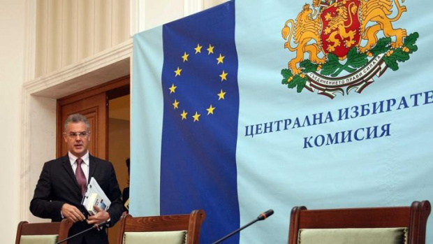 Правната комисия в НС одобри кандидатурата на Александър Андреев за