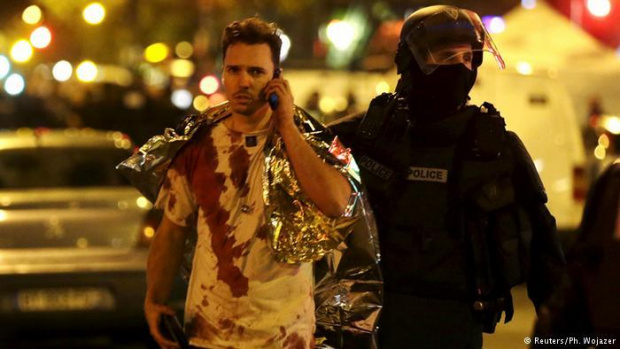 Терористични атаки разтърсиха центъра на Виена снощи Няколко въоръжени мъже