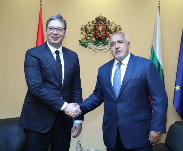 В телефонен разговор с президента на Сърбия Александър Вучич обсъдихме инфраструктурното