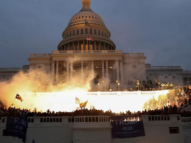Сенатът на Конгреса на САЩ отхвърли с голямо мнозинство протеста