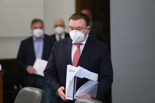 Здравният министър Костадин Ангелов се включи по злободневните теми от