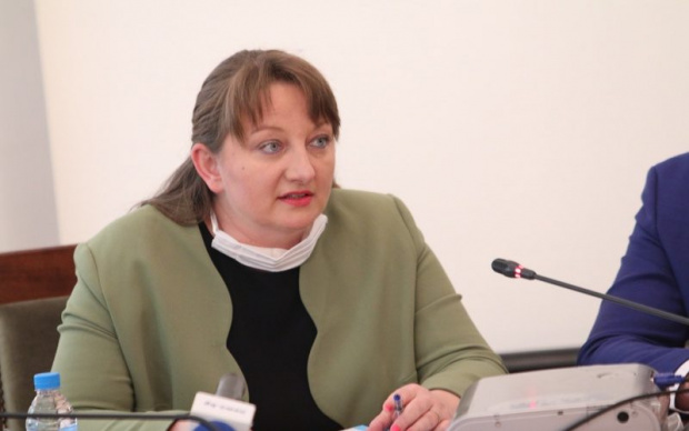 Министърът на труда и социалната политика Деница Сачева актуализира заповедта за