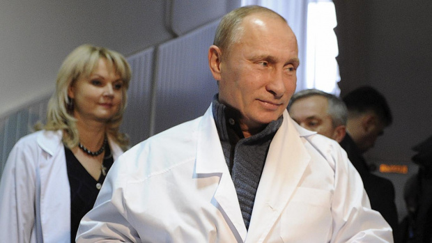 Руският президент Владимир Путин се ваксинира във вторник вечер срещу