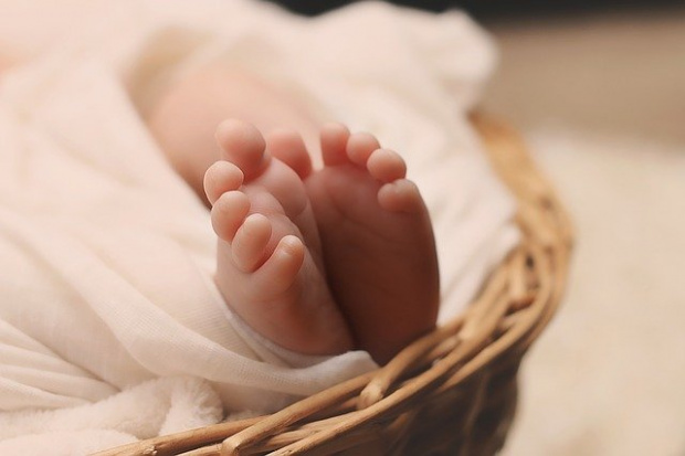 Жена с COVID 19 роди здраво бебе в болница в Панагюрище