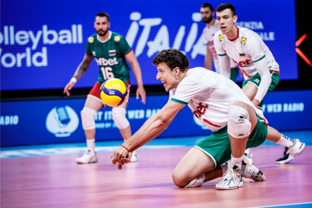 Мъжкият национален отбор на България стартира със загуба в двубоите от Волейболната