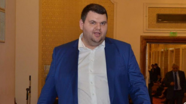 Бившият депутат от ДПС Делян Пеевски опроверга Николай Василев Оттегленият