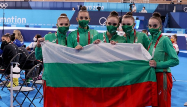 Исторически успех за България  Ансамбълът ни по художествена гимнастика завоюва златото