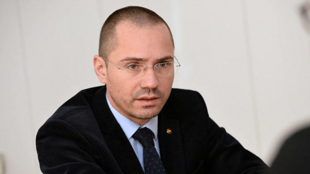 В качеството си на евродепутат Ангел Джамбазки внесе в Народното
