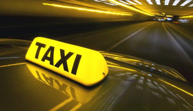 Вижте с колко повече ще ни дерат такситата в София от 1 януари