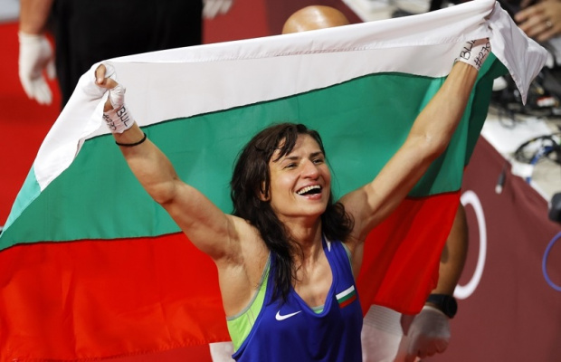 Олимпийските шампионки Стойка Кръстева и Ивет Горанова получиха Спортен Икар