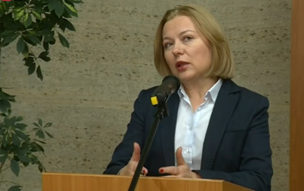 Министрите на правосъдието Надежда Йорданова и на електронното управление Божидар