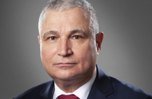 Със свой указ президентът Румен Радев назначи Пламен Славов за секретар