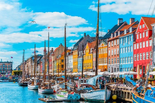 Първа в Европа: Дания премахва всички мерки срещу Ковид
