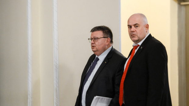 Главният прокурор Иван Гешев заяви че ще коментира изявления на вътрешния