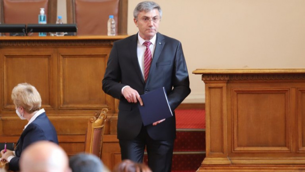 Лидерът на ДПС Мустафа Карадайъ влезе остро на премиера Кирил