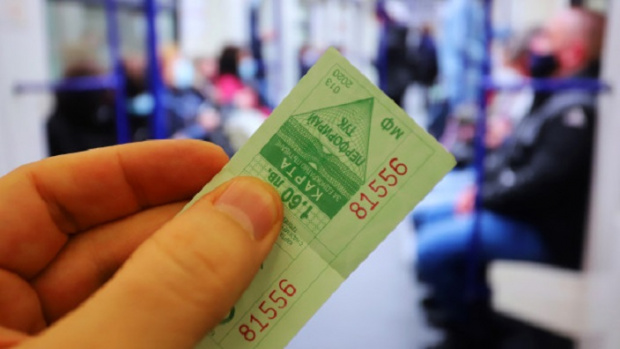 Цената на билета за градски транспорт в София остава 1 60
