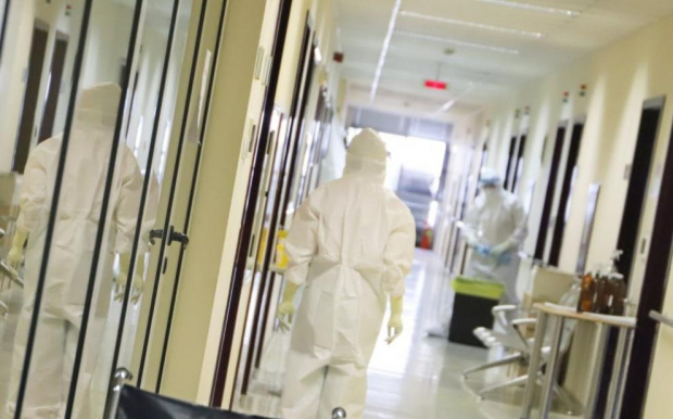 Болен от коронавирус вече пети ден е в неизвестност  78 годишен мъж