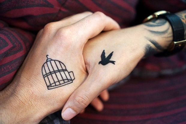 Малко над един милион българи имат татуировки показва проучване на