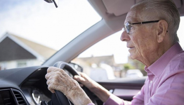 72-годишен е шофирал в насрещното движение по автомагистрала Тракия, предаде NOVA. Това съобщиха от