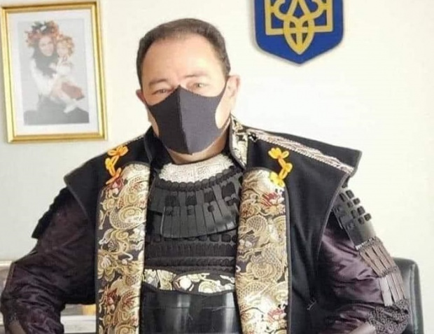 Японският посланик в Украйна остава в Киев предаде  
По негово