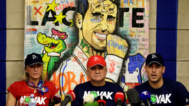 Проблемите продължават да се трупат за Новак Джокович заради отказа