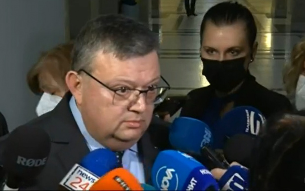 Бившият председател на антикорупционната комисия Сотир Цацаров който след оставката