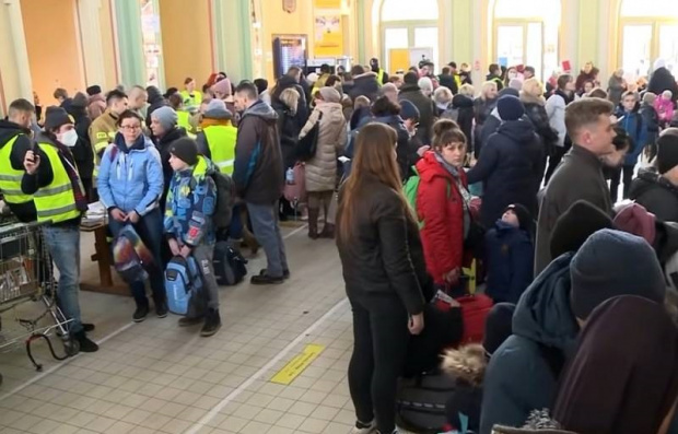 Сегашната държавна програма която дава възможност украинските бежанци да нощуват