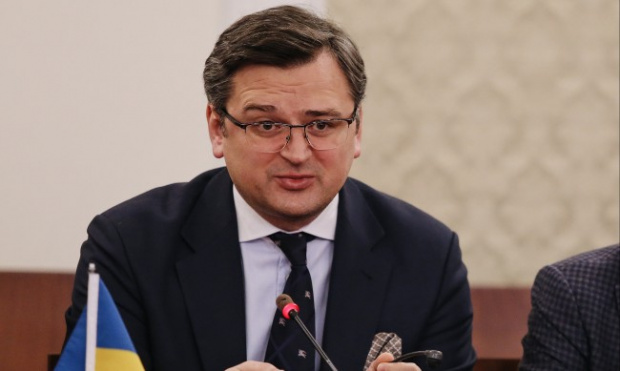 Външният министър Дмитро Кулеба заяви че е в София за