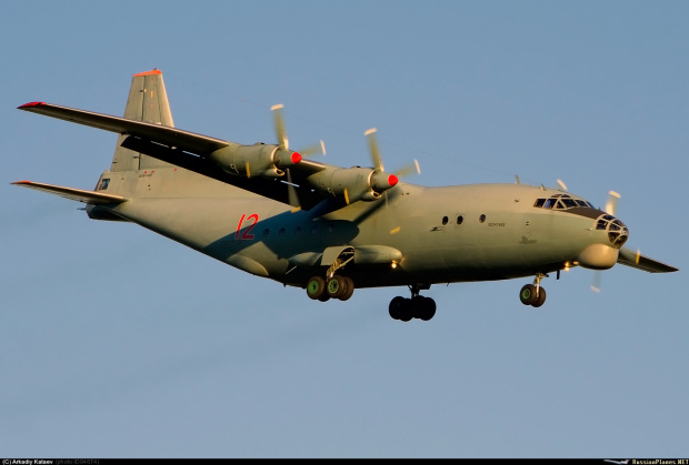 Украински товарен самолет кацна във Варна