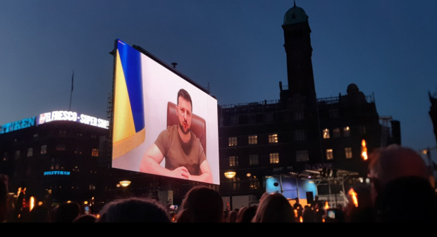 Украинският президент Володимир Зеленски призова датския народ да си спомни