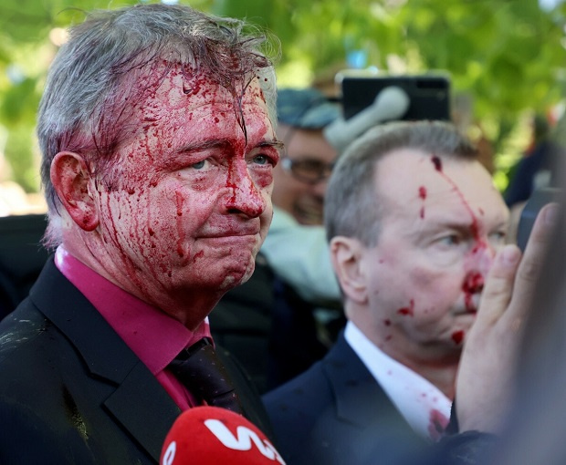 Посланикът на Русия в Полша Сергей Андреев е бил нападнат по време на