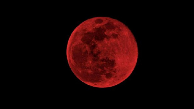 Кървава луна с пълно лунно затъмнение в понеделник