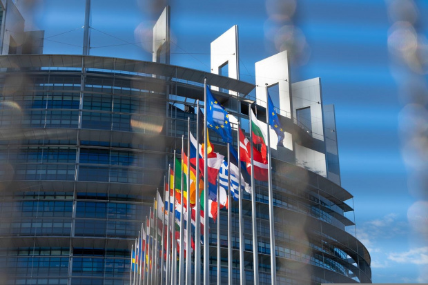 Съветът на ЕС съобщи че е одобрил днес отпускането на