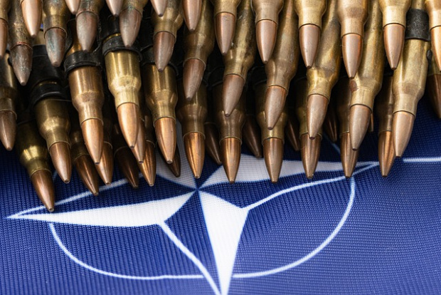 НАТО съобщи че утре ще подпише с Финландия и Швеция