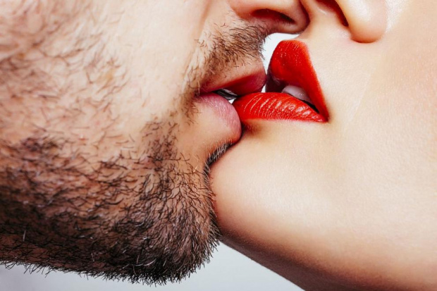 Днес е Световния ден на целувката Сигурно един от най приятните международни