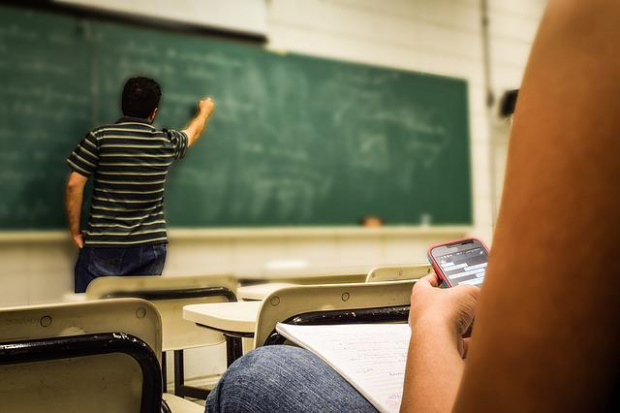 Софийската математическа гимназия отново е с най висок минимален бал за кандидатстване