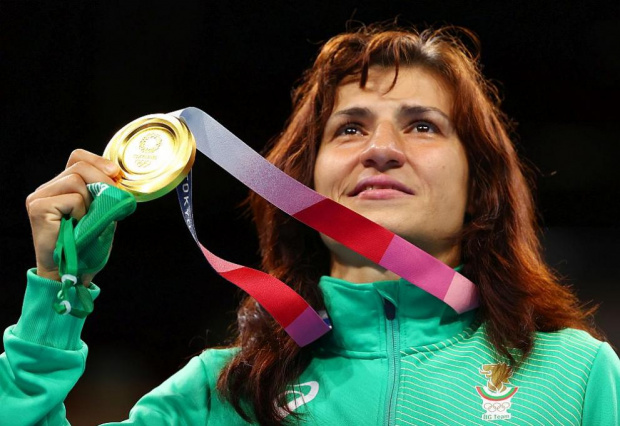 Олимпийската шампионка по бокс от Токио 2020 Стойка Кръстева и