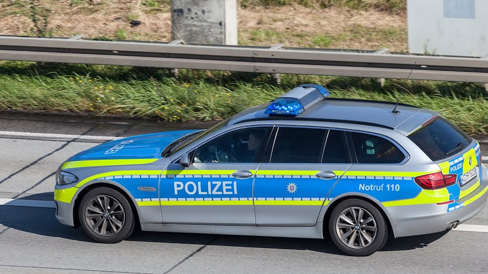 Мъж се вряза с колата си в хотел на летището в Мюнхен