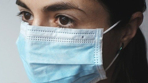 От днес носим маски на определени места