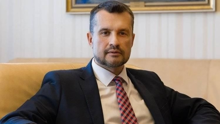 Калоян Методиев бивш шеф на кабинета на Корнелия Нинова