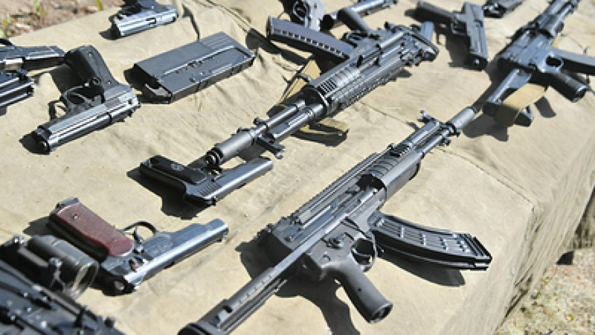В Маями изкупуват за Украйна оръжие от хората
