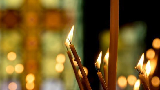 Православната църква почита църковния празник Въздвижение на Светия кръст Господен