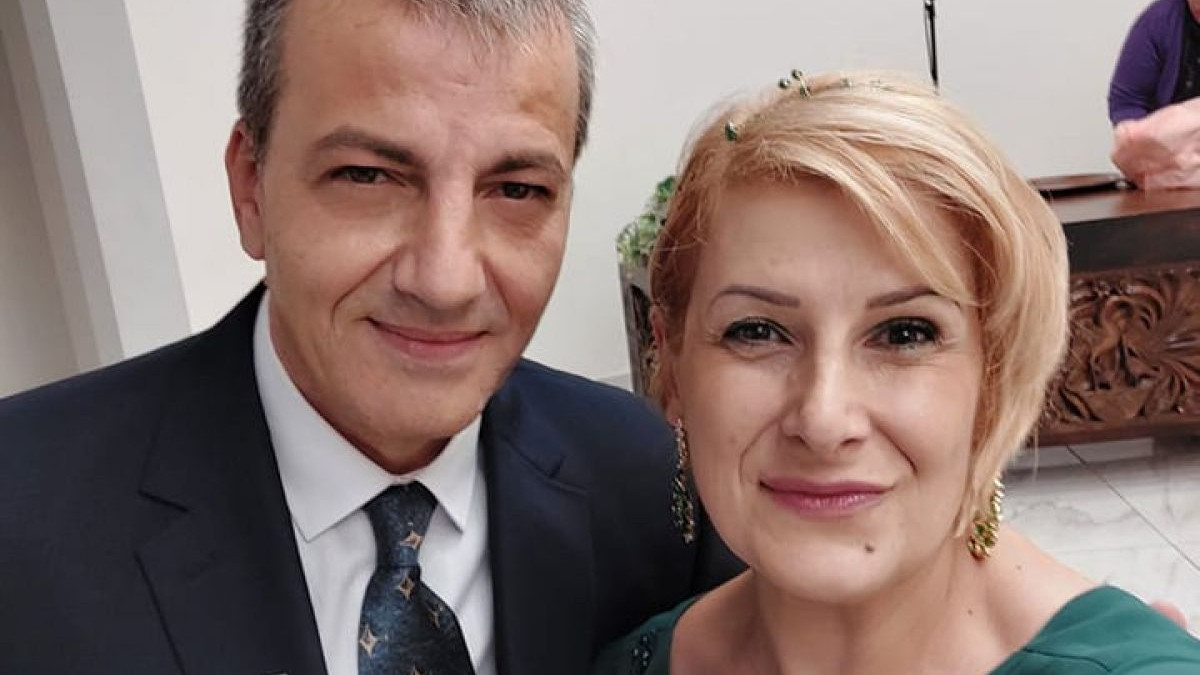 Отцепничката от "Възраждане" Елена Гунчева се омъжи