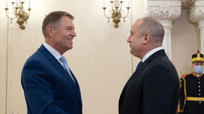 Президентите на България и Румъния обсъдиха енергийната свързаност и Шенген